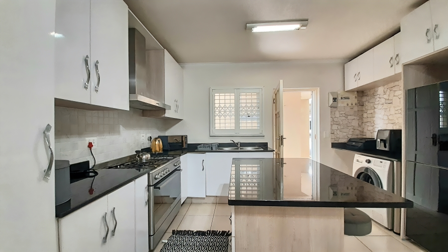 2 Bedroom Property for Sale in Manor Estates KwaZulu-Natal