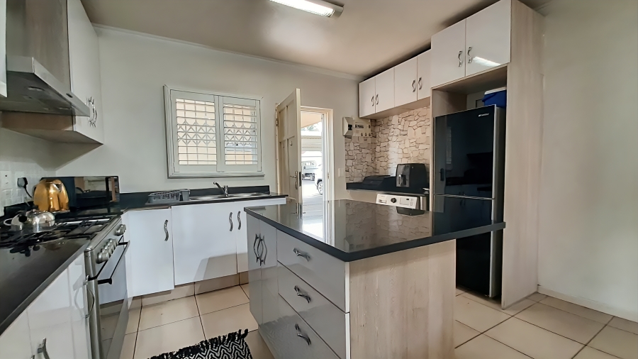 2 Bedroom Property for Sale in Manor Estates KwaZulu-Natal