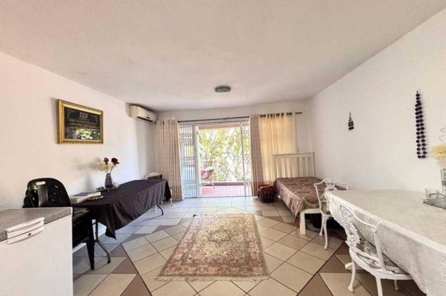 To Let 3 Bedroom Property for Rent in Essenwood KwaZulu-Natal
