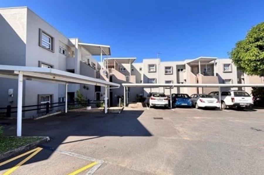 To Let 3 Bedroom Property for Rent in Essenwood KwaZulu-Natal