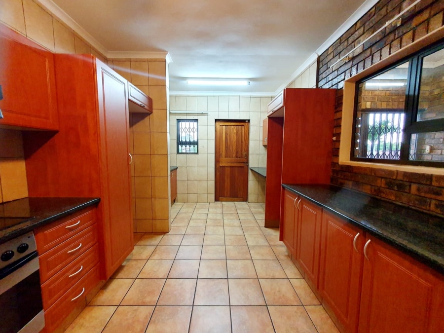 To Let 3 Bedroom Property for Rent in Birdswood KwaZulu-Natal