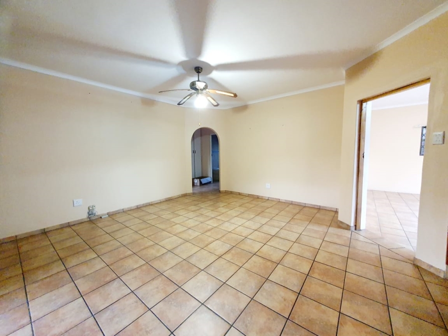 To Let 3 Bedroom Property for Rent in Birdswood KwaZulu-Natal