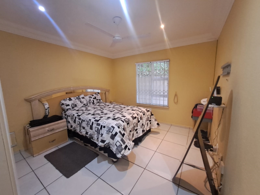 To Let 1 Bedroom Property for Rent in Lawrence Rocks KwaZulu-Natal