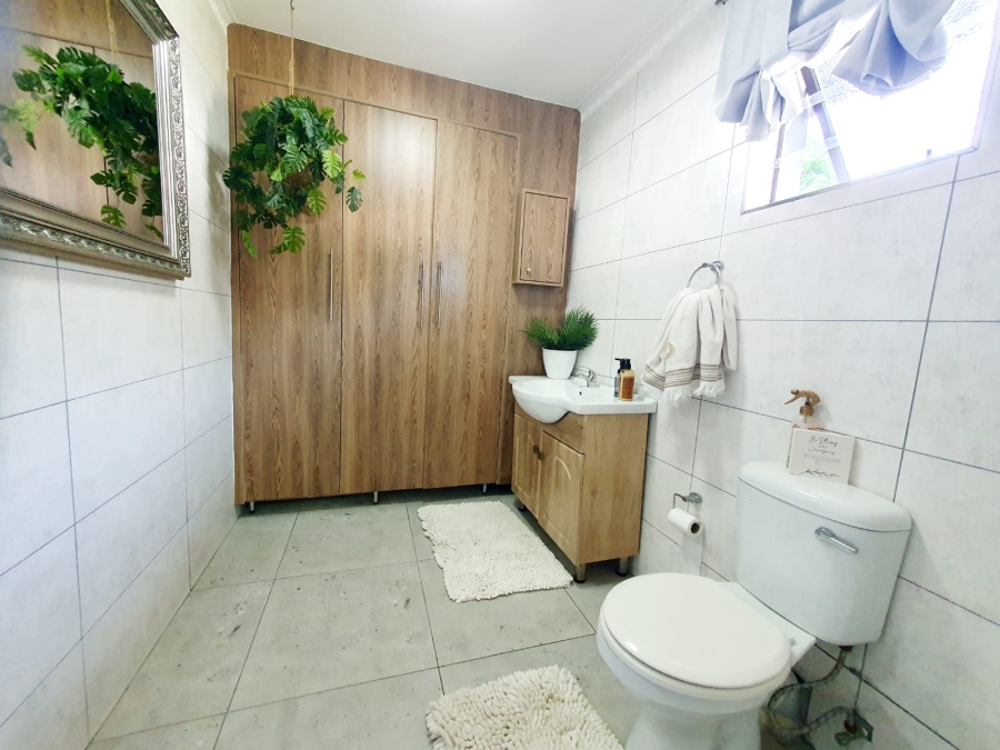 4 Bedroom Property for Sale in Meer En See KwaZulu-Natal