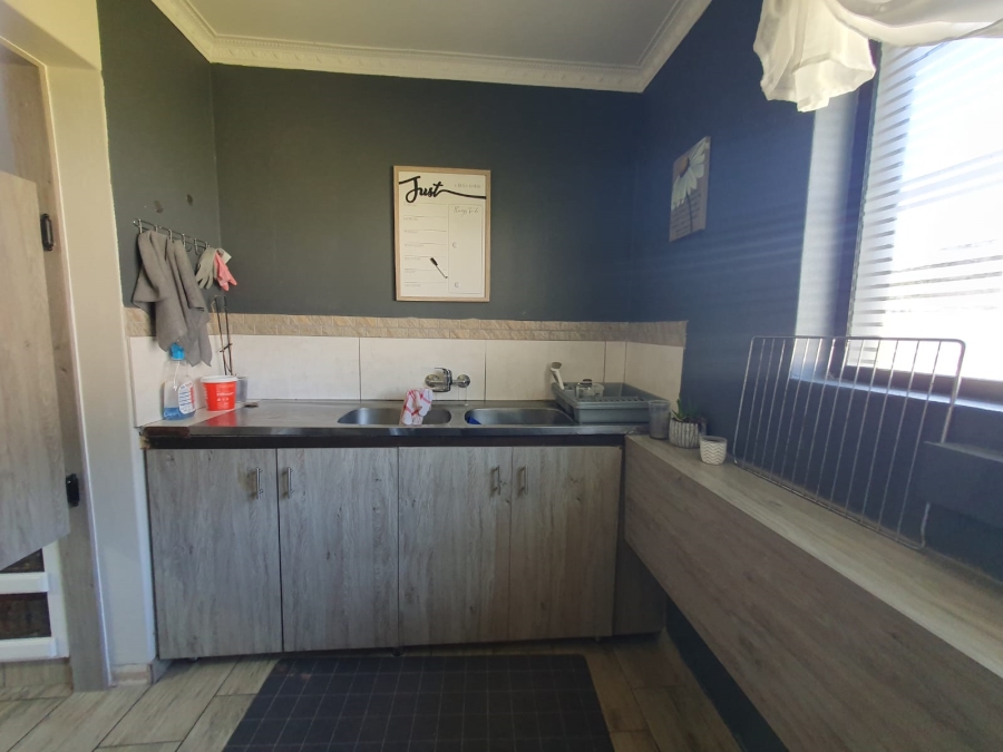 4 Bedroom Property for Sale in Meer En See KwaZulu-Natal