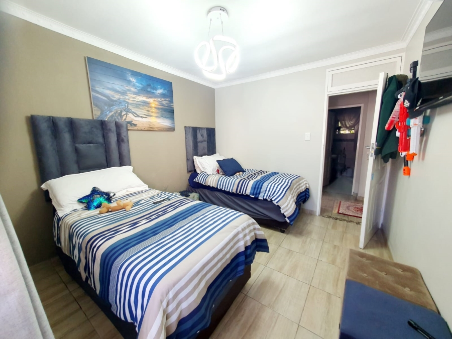 4 Bedroom Property for Sale in Meer En See KwaZulu-Natal
