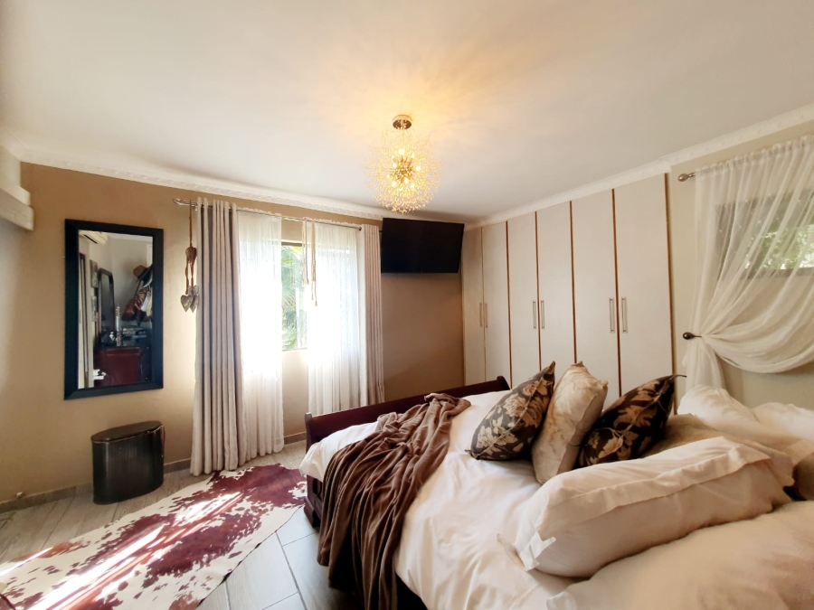 4 Bedroom Property for Sale in Meer En See KwaZulu-Natal