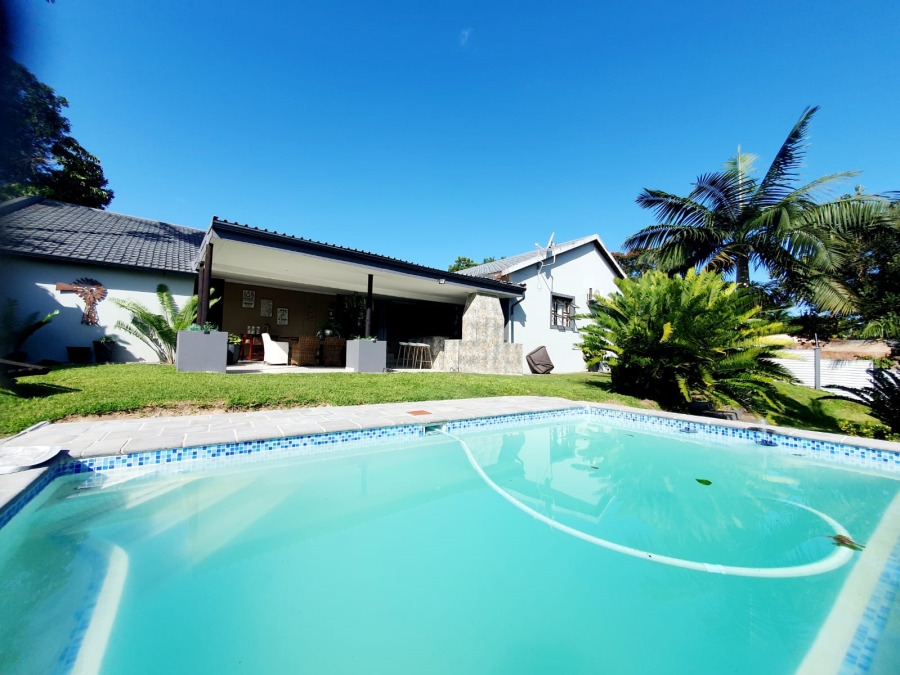 4 Bedroom Property for Sale in Meer En See KwaZulu-Natal