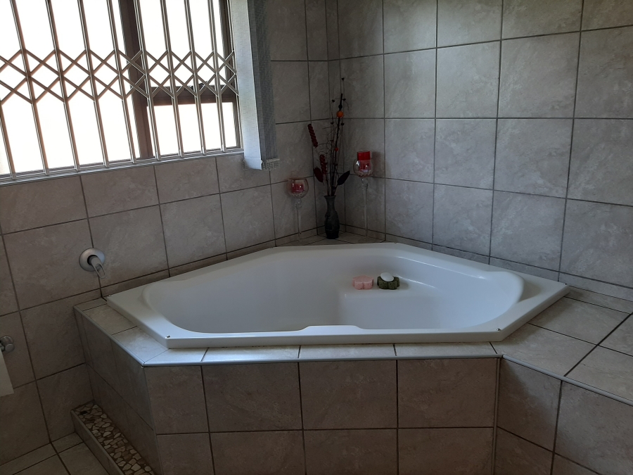 3 Bedroom Property for Sale in Albert Falls KwaZulu-Natal