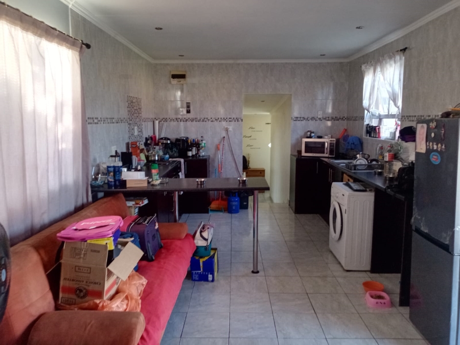 To Let 2 Bedroom Property for Rent in Malvern KwaZulu-Natal
