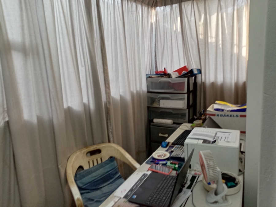 To Let 2 Bedroom Property for Rent in Malvern KwaZulu-Natal