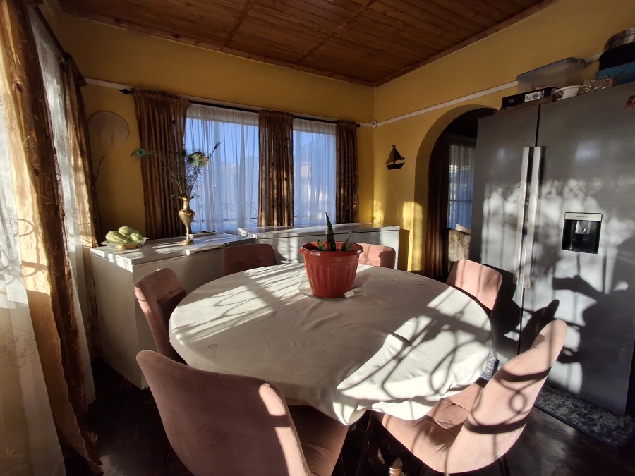 4 Bedroom Property for Sale in Newholme KwaZulu-Natal