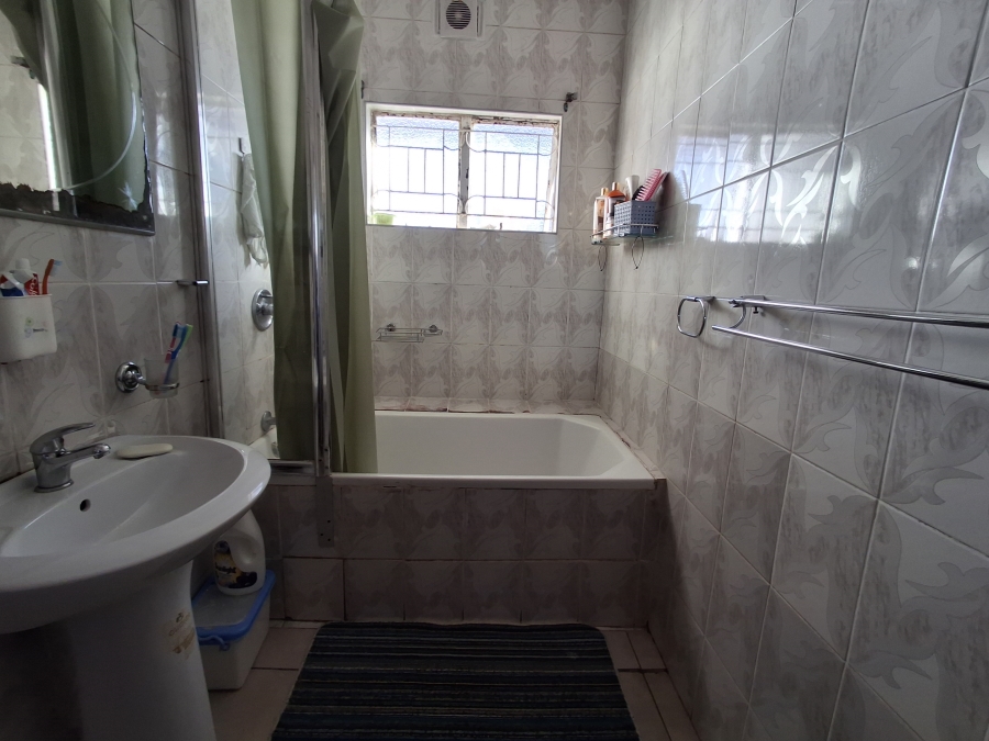 4 Bedroom Property for Sale in Newholme KwaZulu-Natal