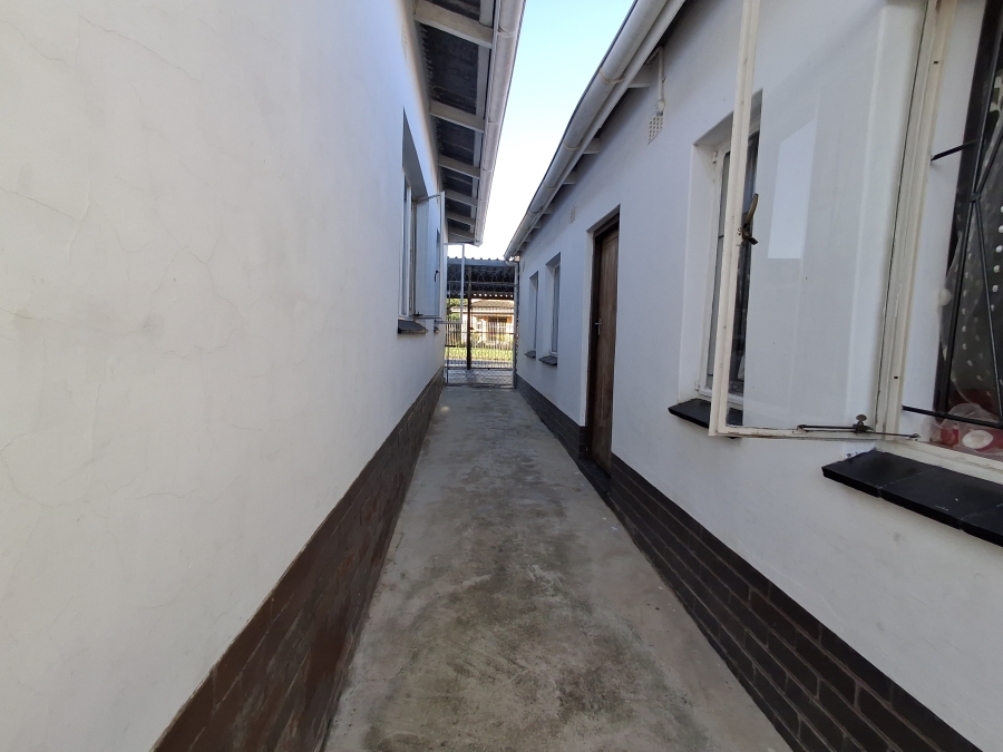 4 Bedroom Property for Sale in Newholme KwaZulu-Natal