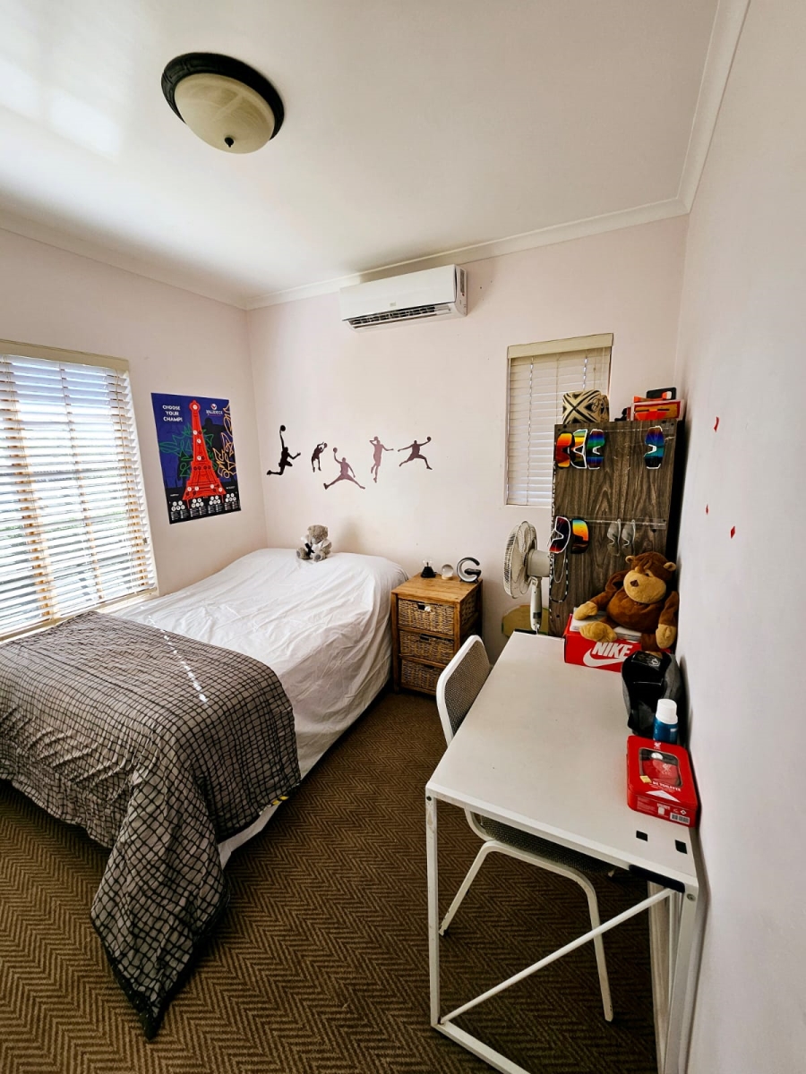 4 Bedroom Property for Sale in Clifton Hill Estate KwaZulu-Natal