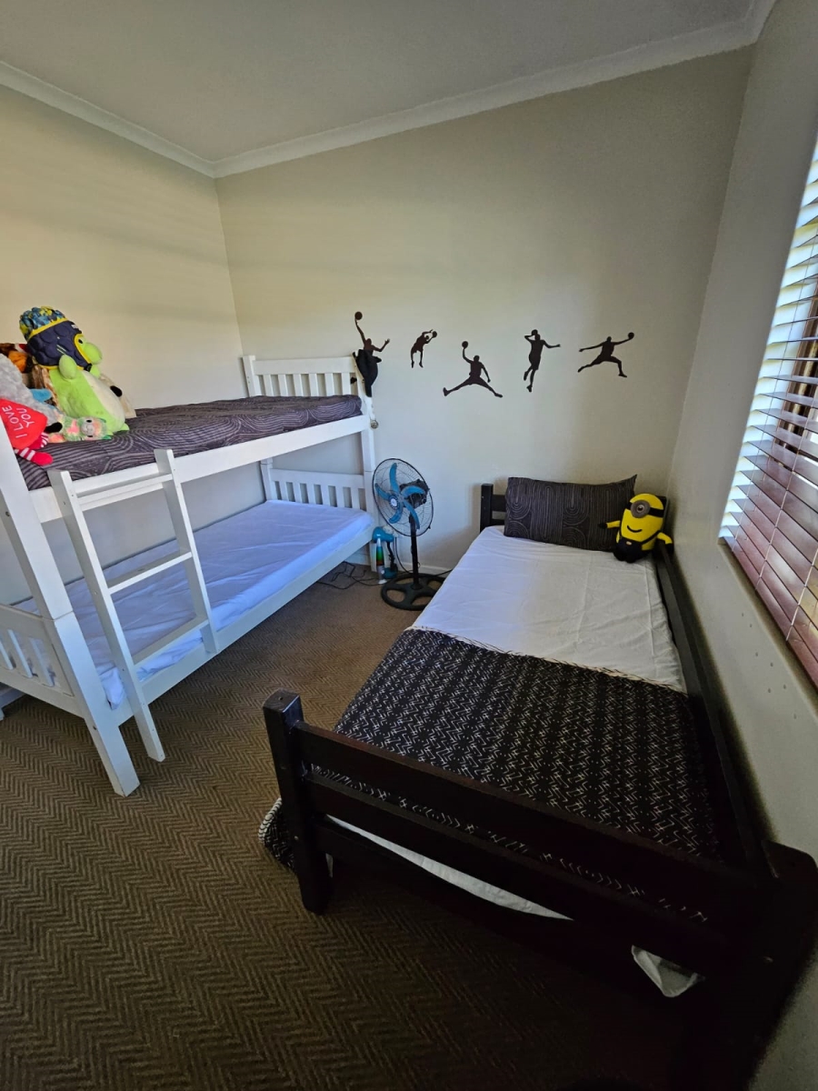 4 Bedroom Property for Sale in Clifton Hill Estate KwaZulu-Natal
