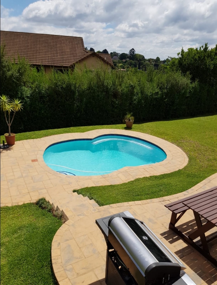 4 Bedroom Property for Sale in Clifton Hill Estate KwaZulu-Natal
