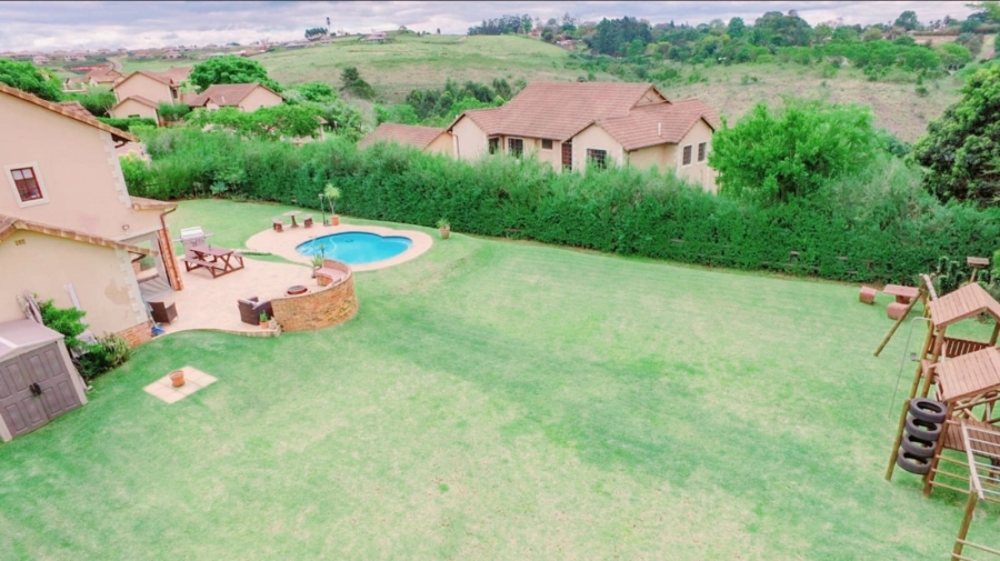 4 Bedroom Property for Sale in Clifton Hill Estate KwaZulu-Natal