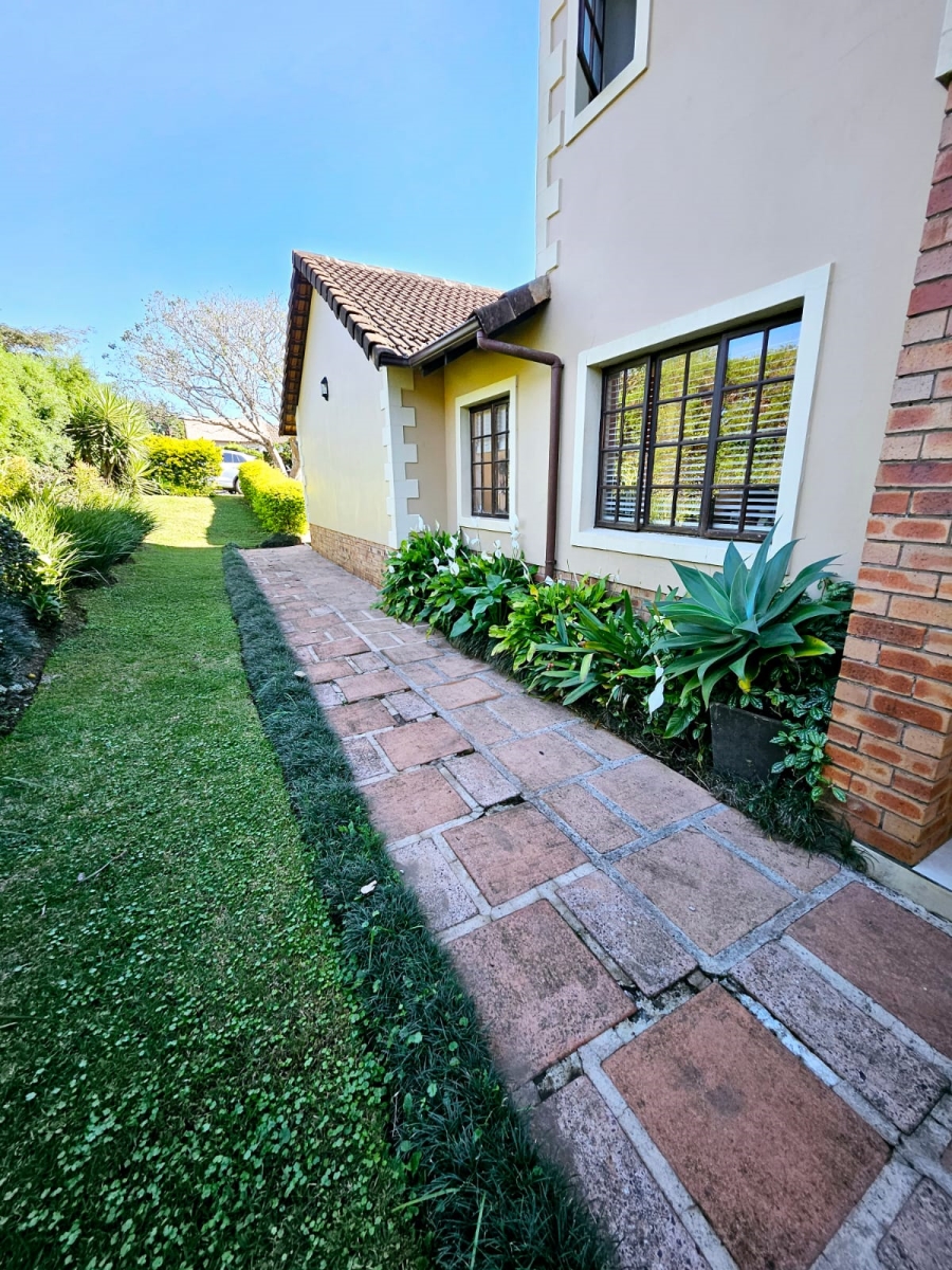 4 Bedroom Property for Sale in Clifton Hill Estate KwaZulu-Natal