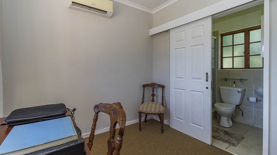 4 Bedroom Property for Sale in Clifton Hill Estate KwaZulu-Natal