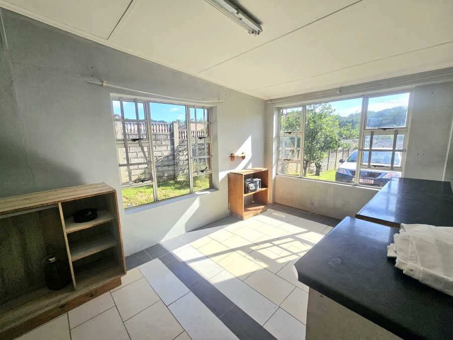 To Let 1 Bedroom Property for Rent in Malvern KwaZulu-Natal