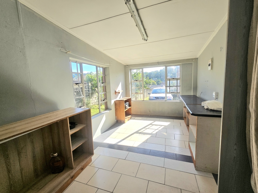 To Let 1 Bedroom Property for Rent in Malvern KwaZulu-Natal