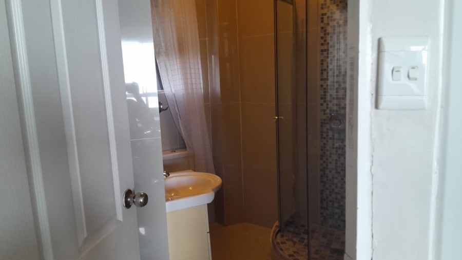 To Let 2 Bedroom Property for Rent in South Beach KwaZulu-Natal