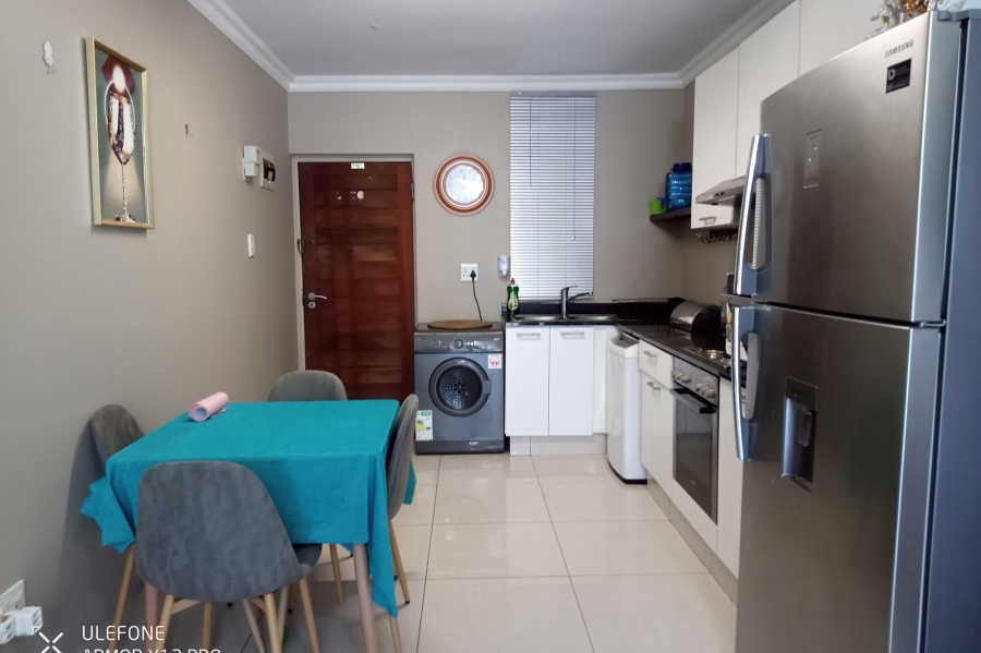 To Let 2 Bedroom Property for Rent in New Town Centre KwaZulu-Natal
