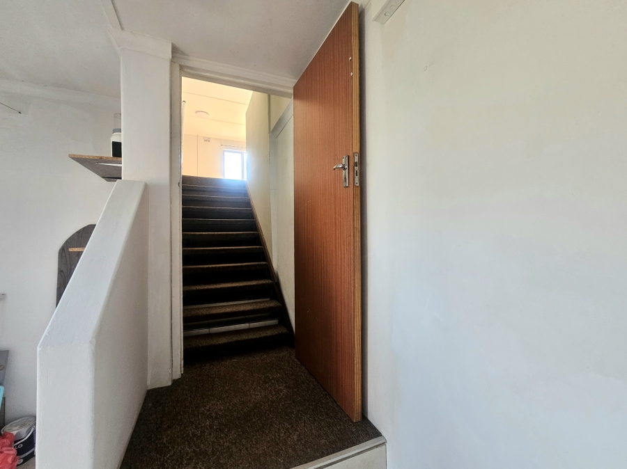 To Let 1 Bedroom Property for Rent in Malvern KwaZulu-Natal