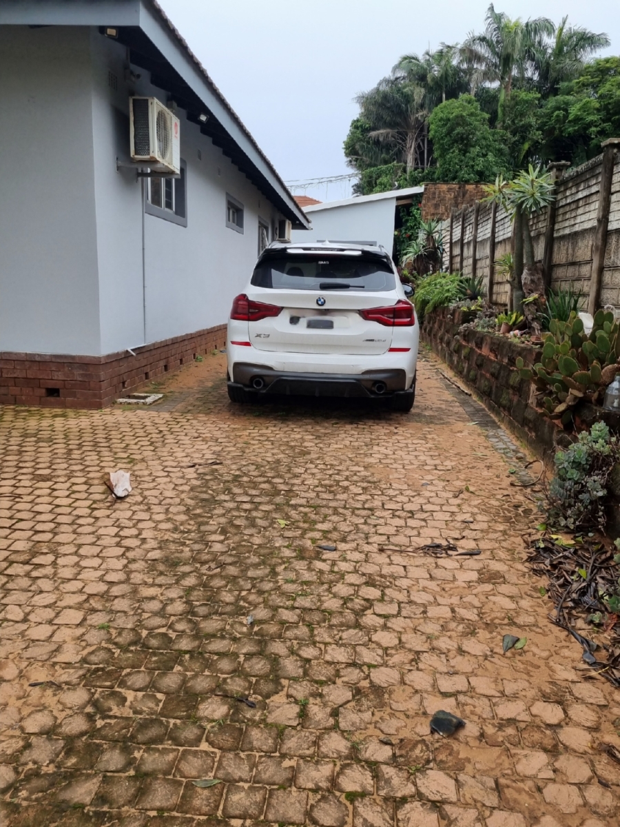 1 Bedroom Property for Sale in Bluff KwaZulu-Natal