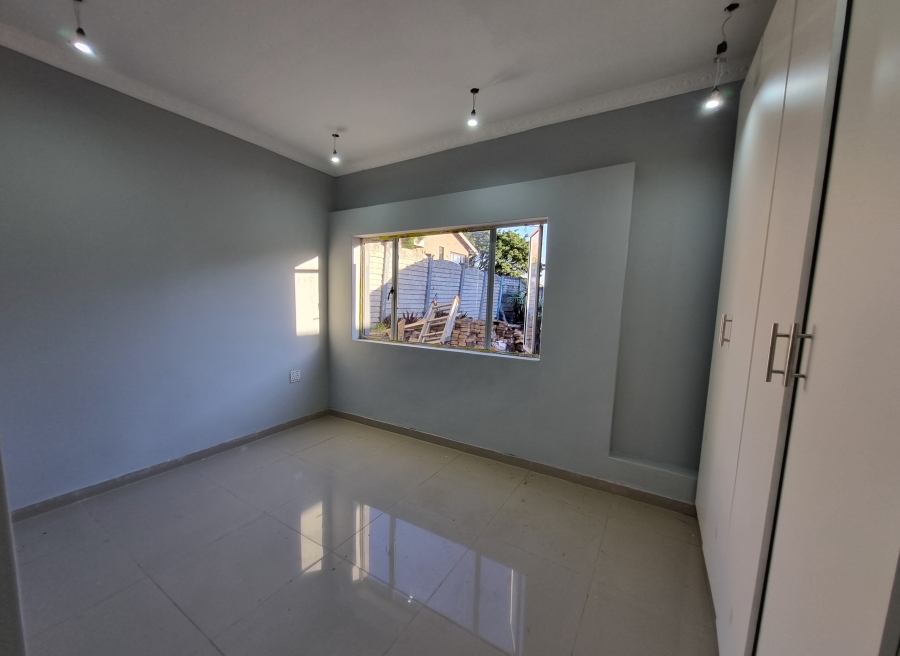 1 Bedroom Property for Sale in Bluff KwaZulu-Natal