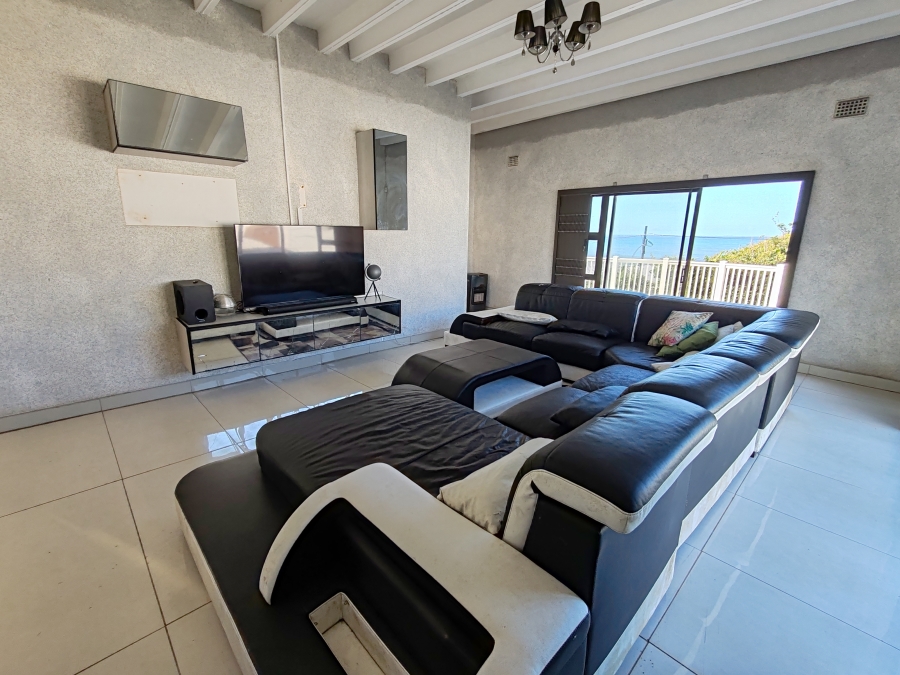 4 Bedroom Property for Sale in Uvongo Beach KwaZulu-Natal