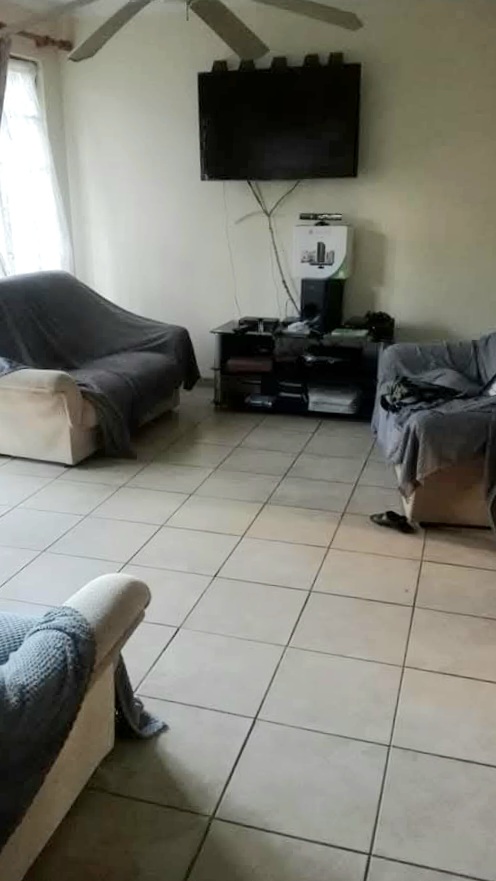 To Let 3 Bedroom Property for Rent in Sea View KwaZulu-Natal