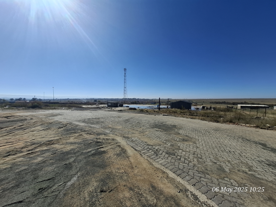 To Let commercial Property for Rent in Riverside KwaZulu-Natal