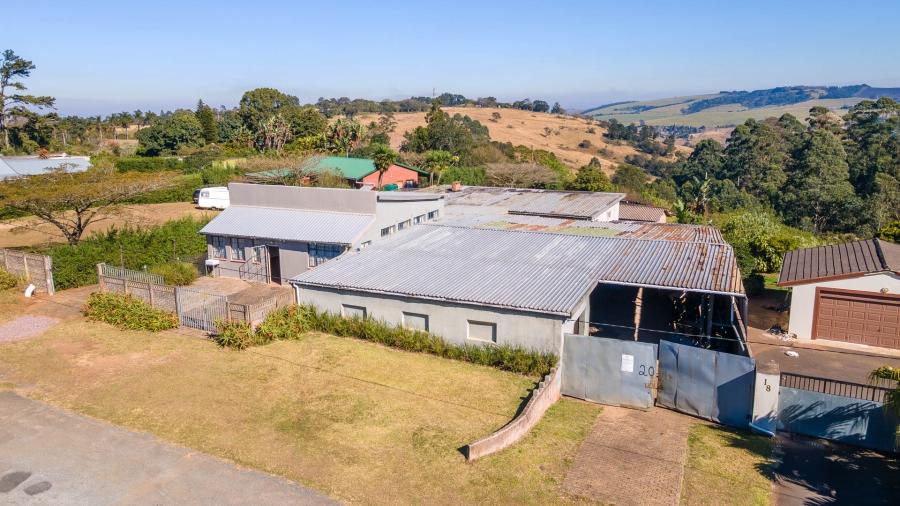 6 Bedroom Property for Sale in Monteseel KwaZulu-Natal