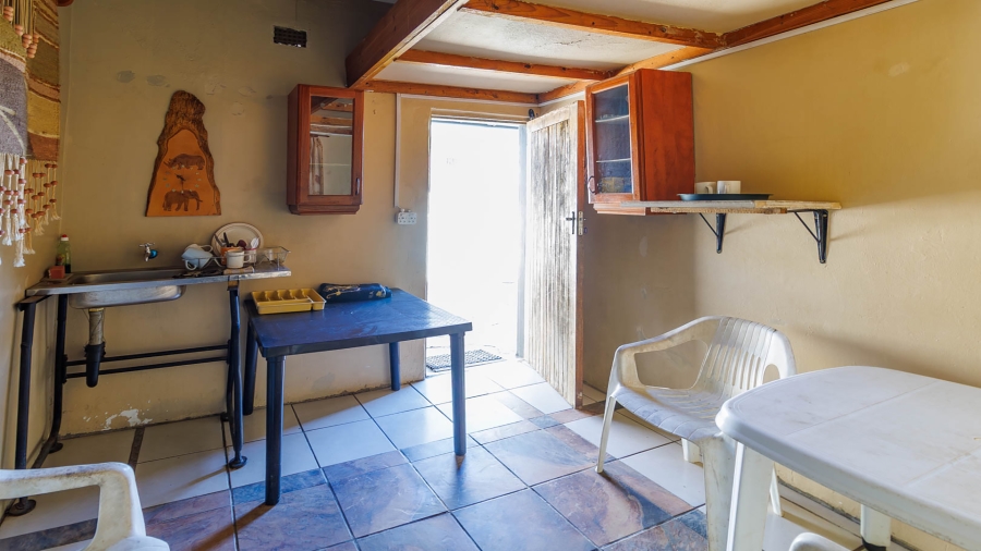 6 Bedroom Property for Sale in Monteseel KwaZulu-Natal