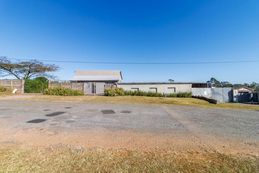 6 Bedroom Property for Sale in Monteseel KwaZulu-Natal
