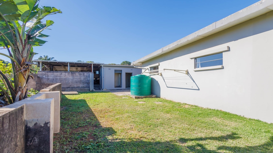 6 Bedroom Property for Sale in Monteseel KwaZulu-Natal