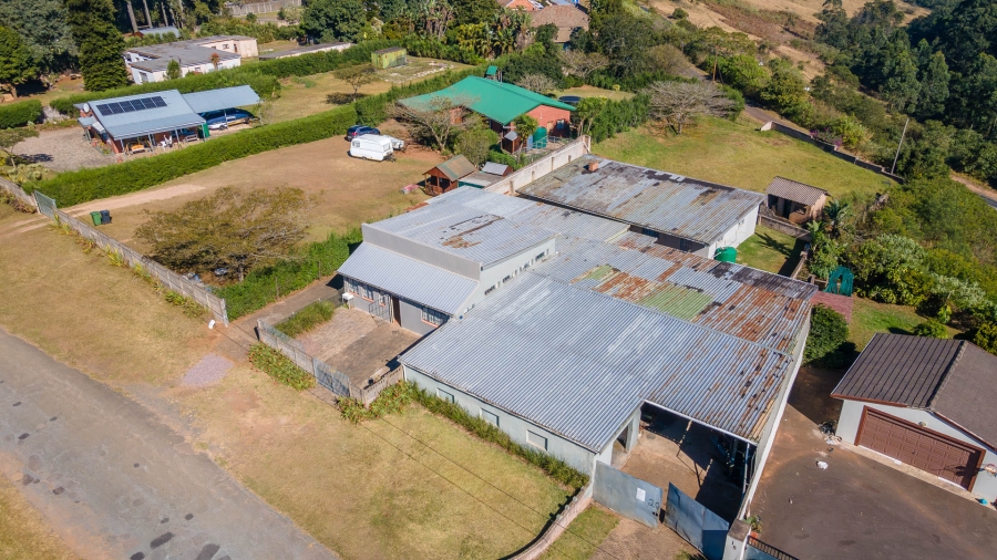 6 Bedroom Property for Sale in Monteseel KwaZulu-Natal