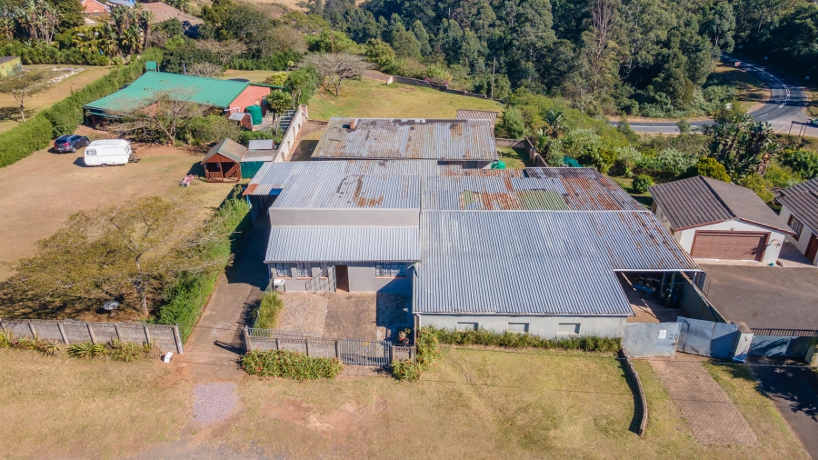 6 Bedroom Property for Sale in Monteseel KwaZulu-Natal