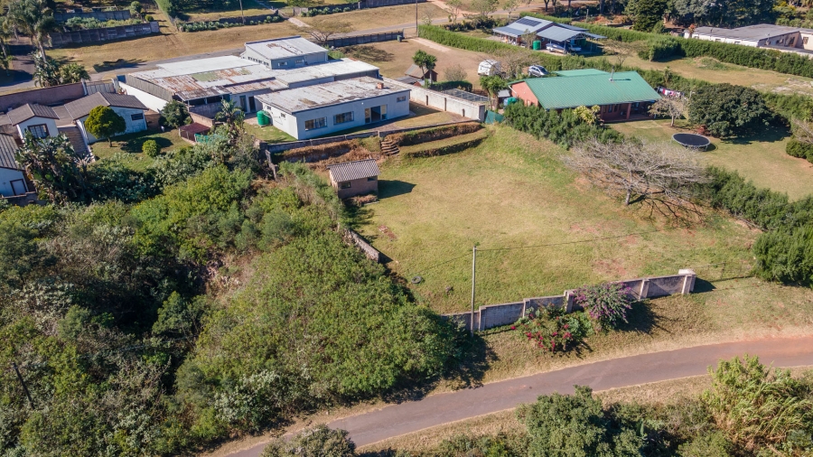 6 Bedroom Property for Sale in Monteseel KwaZulu-Natal