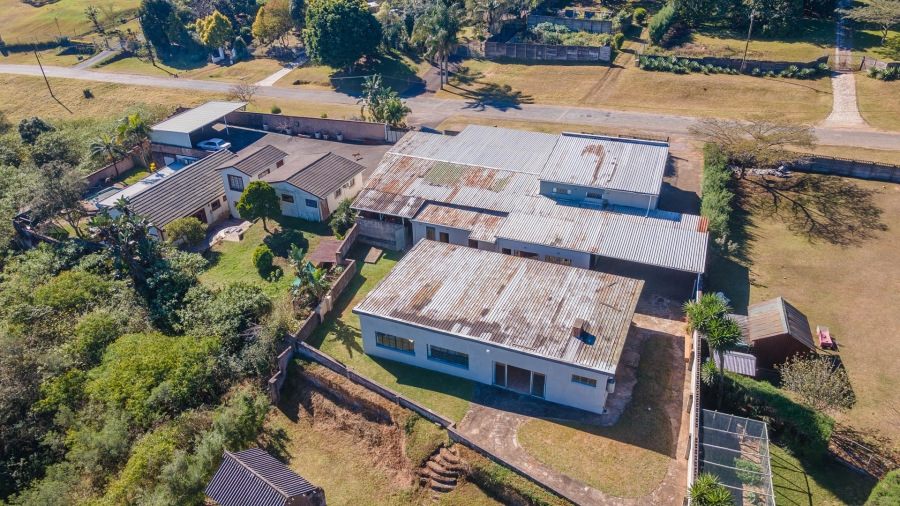 6 Bedroom Property for Sale in Monteseel KwaZulu-Natal