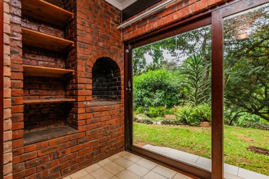 4 Bedroom Property for Sale in Rouken Glen KwaZulu-Natal