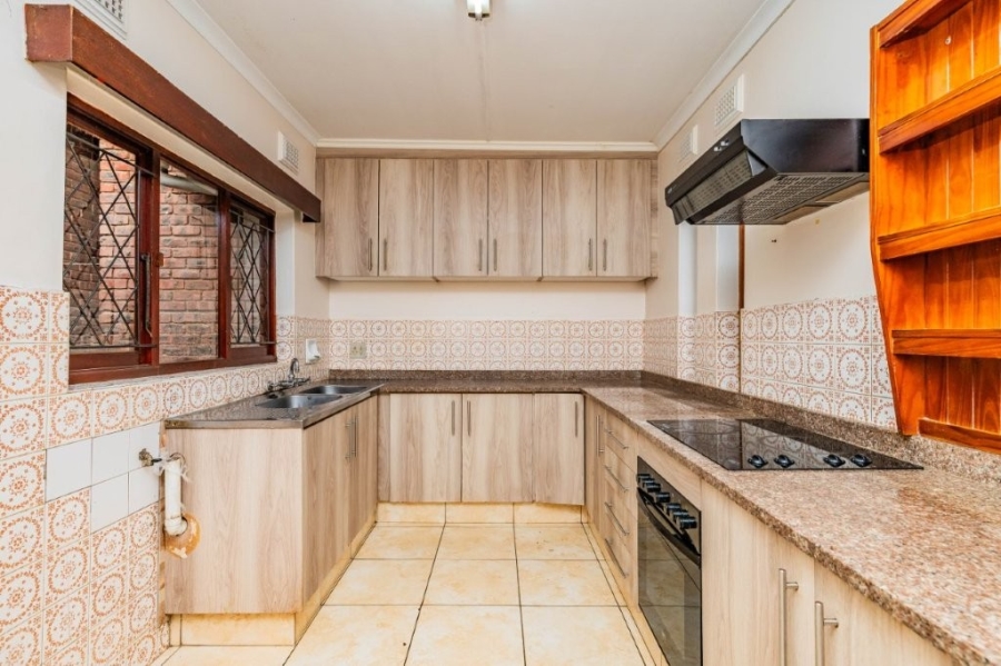 4 Bedroom Property for Sale in Rouken Glen KwaZulu-Natal
