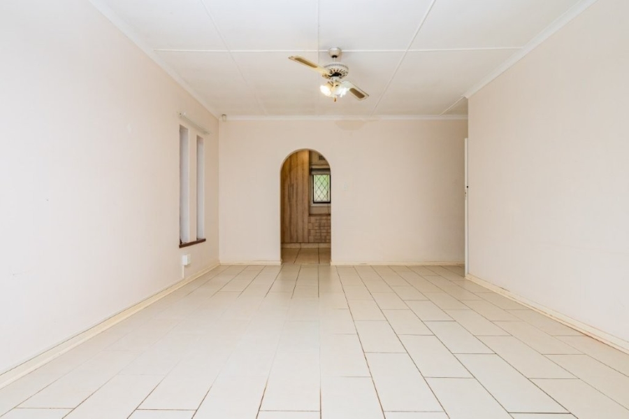 4 Bedroom Property for Sale in Rouken Glen KwaZulu-Natal