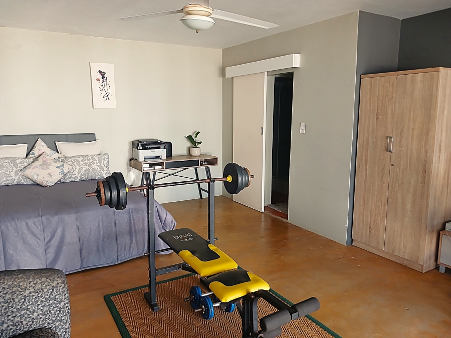 5 Bedroom Property for Sale in Prince