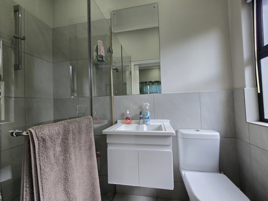 To Let 2 Bedroom Property for Rent in Palm Lakes Estate KwaZulu-Natal