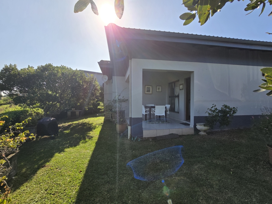 To Let 2 Bedroom Property for Rent in Palm Lakes Estate KwaZulu-Natal