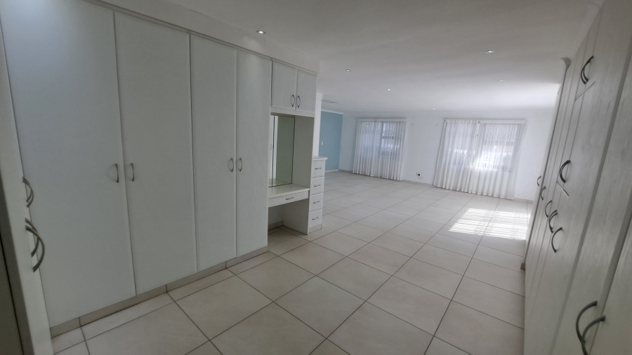 4 Bedroom Property for Sale in Birdswood KwaZulu-Natal