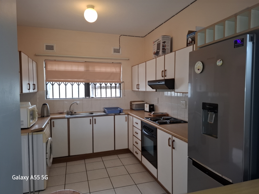 2 Bedroom Property for Sale in Manaba Beach KwaZulu-Natal
